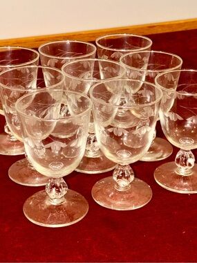 Crystal Etched Stemmed Wine Glasses - Clear (Set)